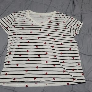 Striped Heart Pattern T-Shirt